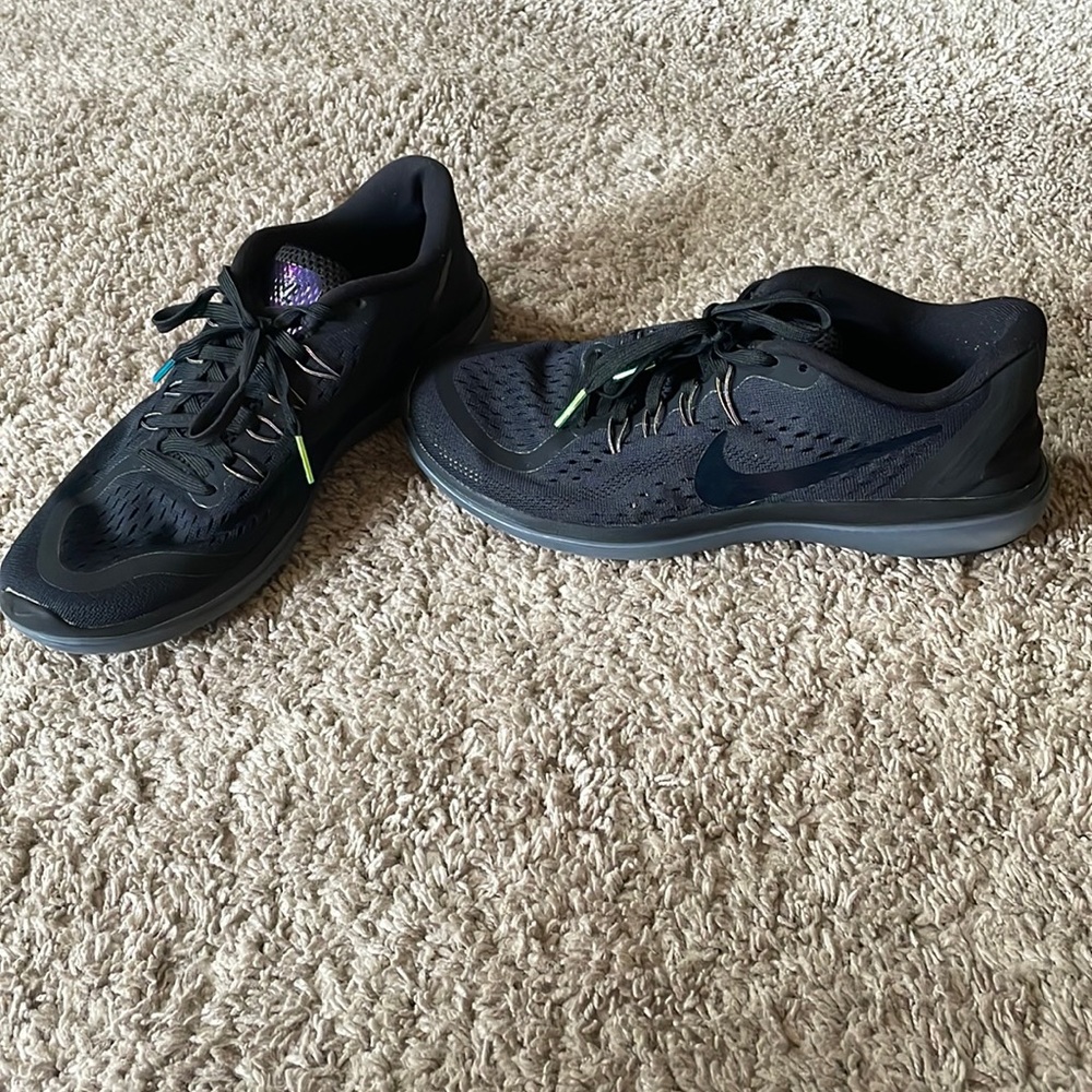 Women’s Nike Sneakers
